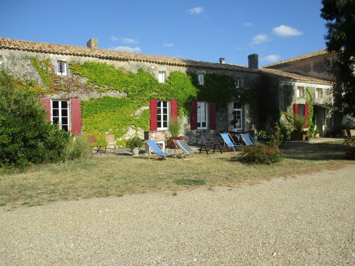 Logis De Bois Roche Villa Saint-Bonnet-sur-Gironde Luaran gambar